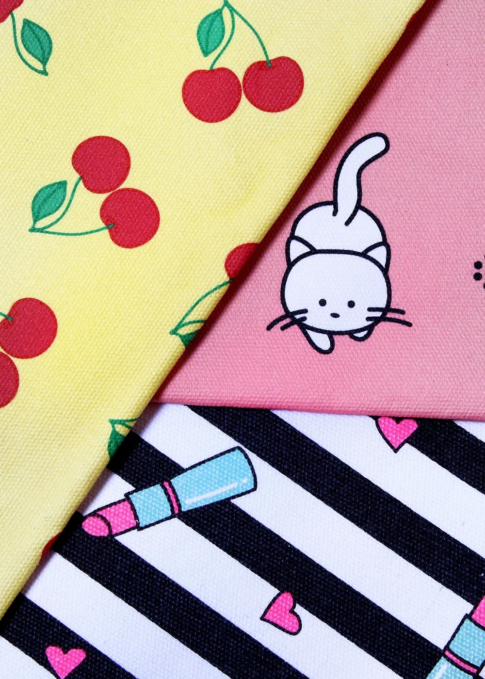 a2o Large Canvas Pouch - Modern Lips