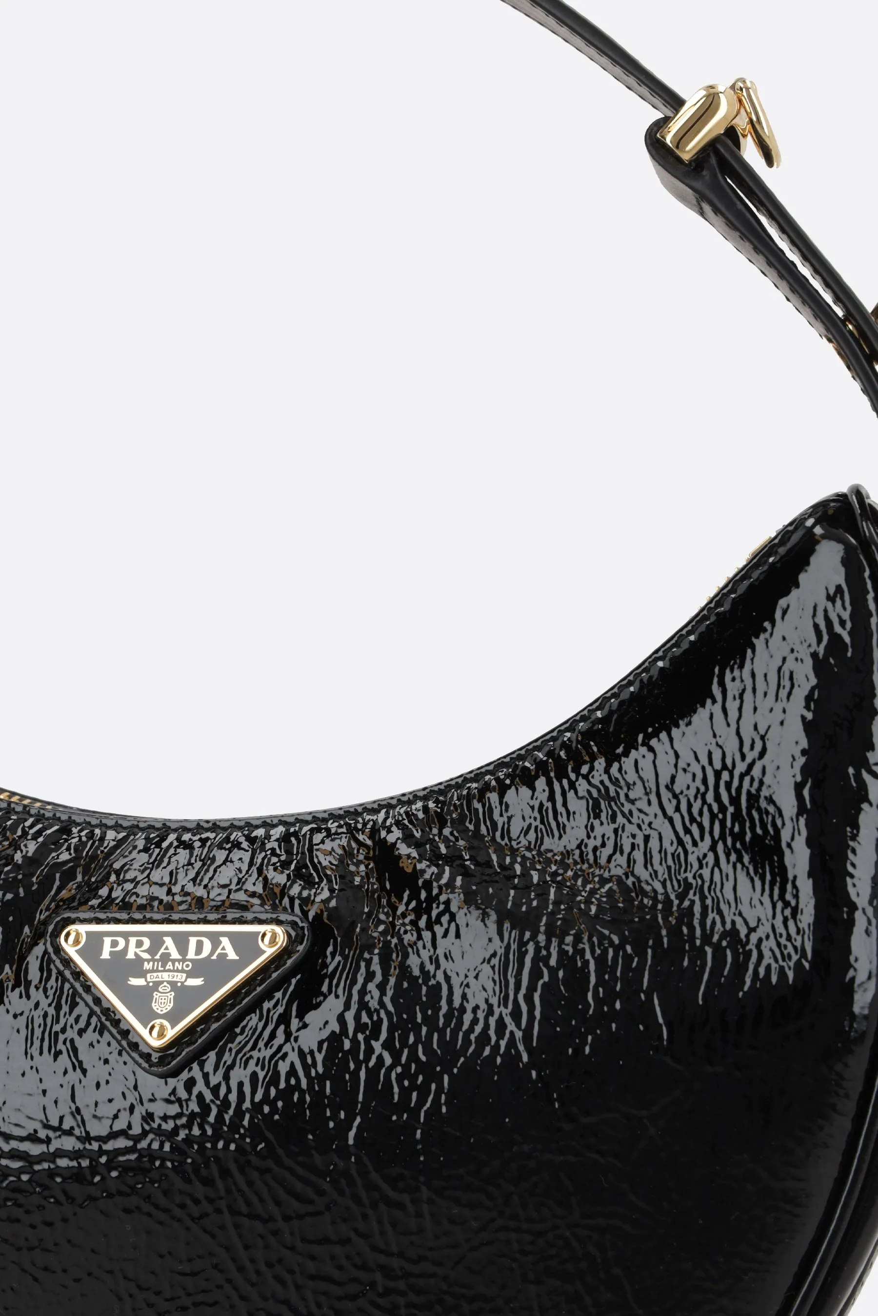 Arqué Naplak Leather Shoulder Bag