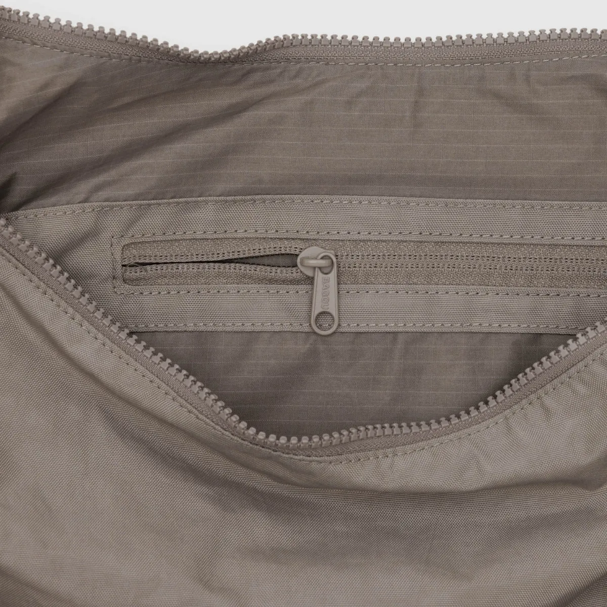 Baggu Large Nylon Crescent Bag in Dove