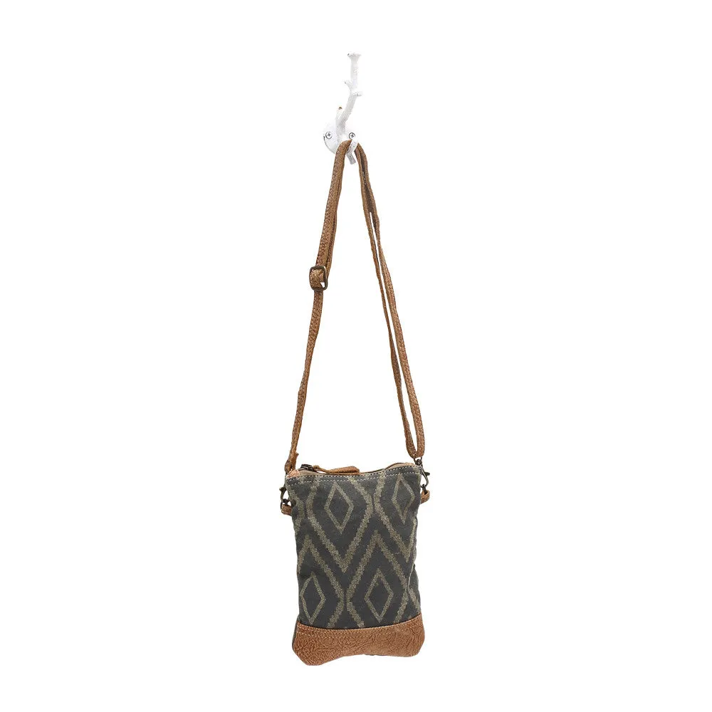 CHEVRON PRINT" CROSS BODY BAG