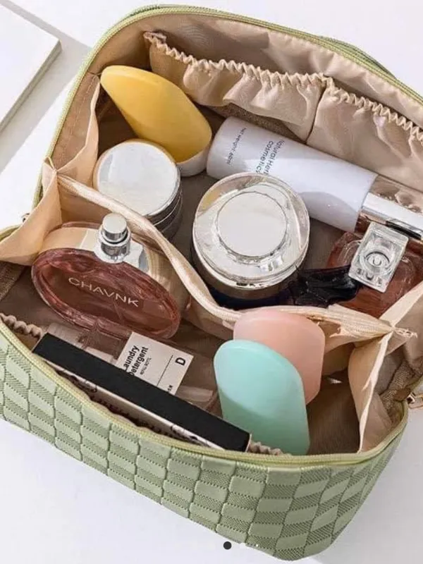 Chic Cosmetic Case