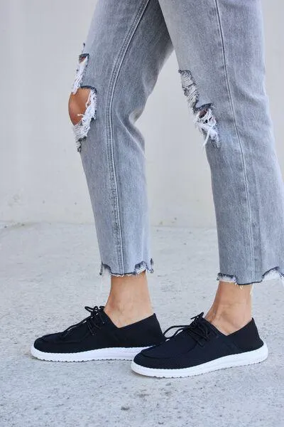 Forever Link Luxe Lace Up Black Women Sneakers