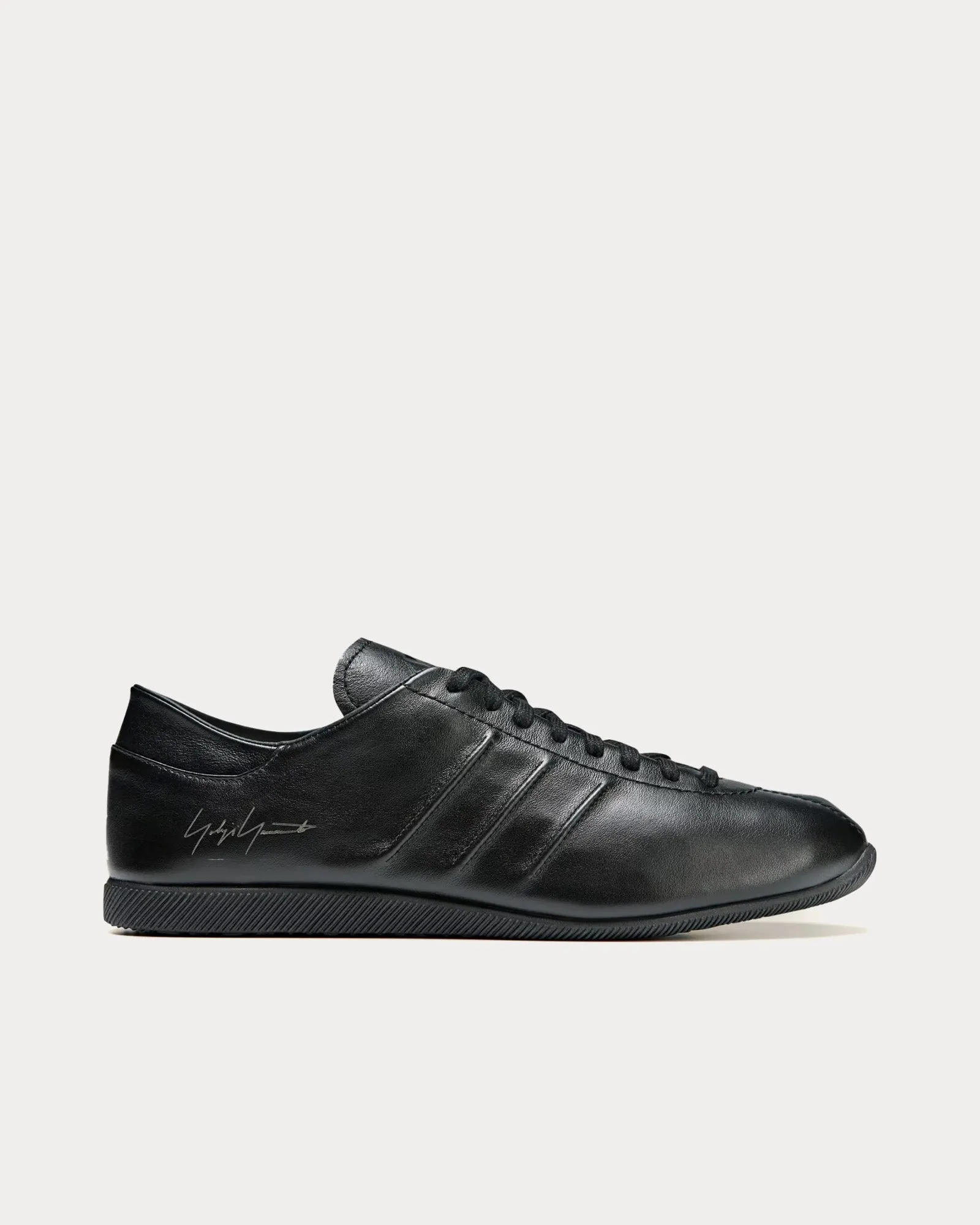 Japan Core Black / Black / Black Low Top Sneakers