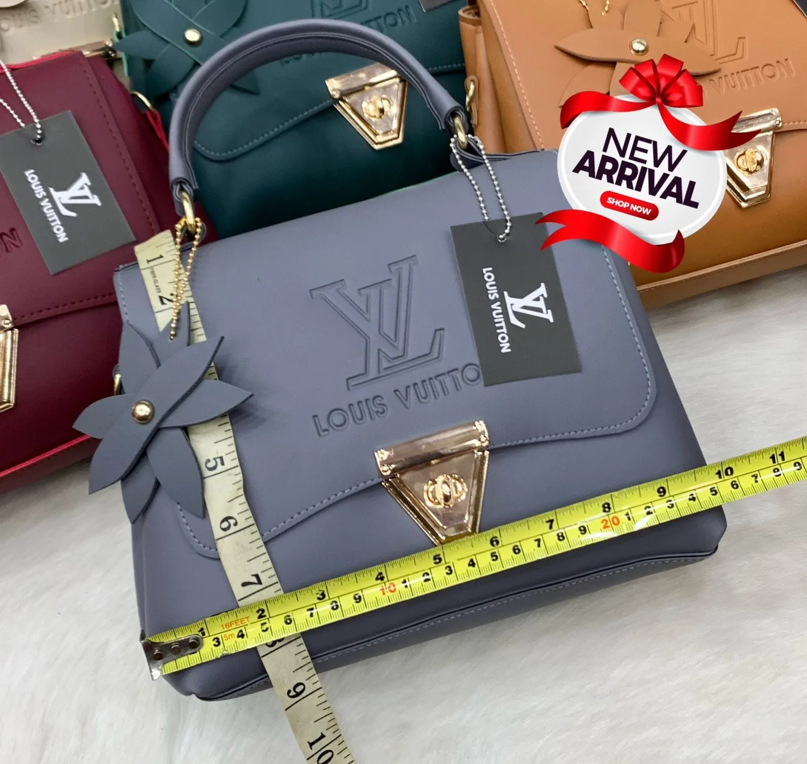 LOUIS VUITTON stylish shoulder & hand bag