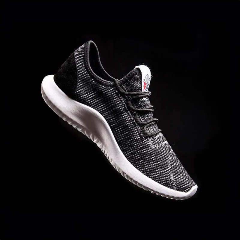 Men's AirLight Lace-Up Sneakers