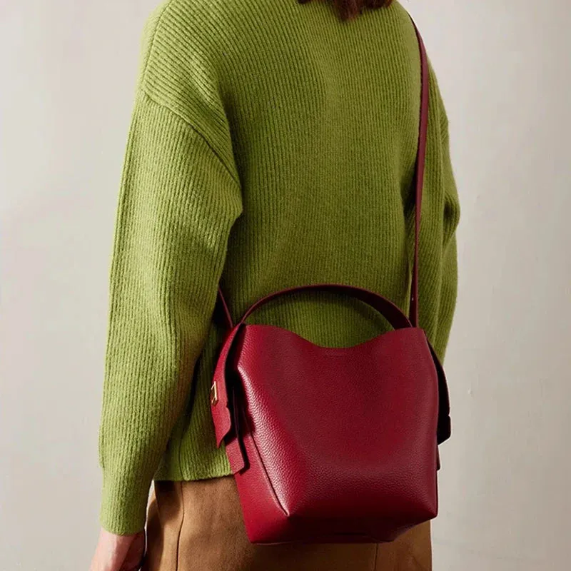 Mugrs™ Bucket Crossbody Bag
