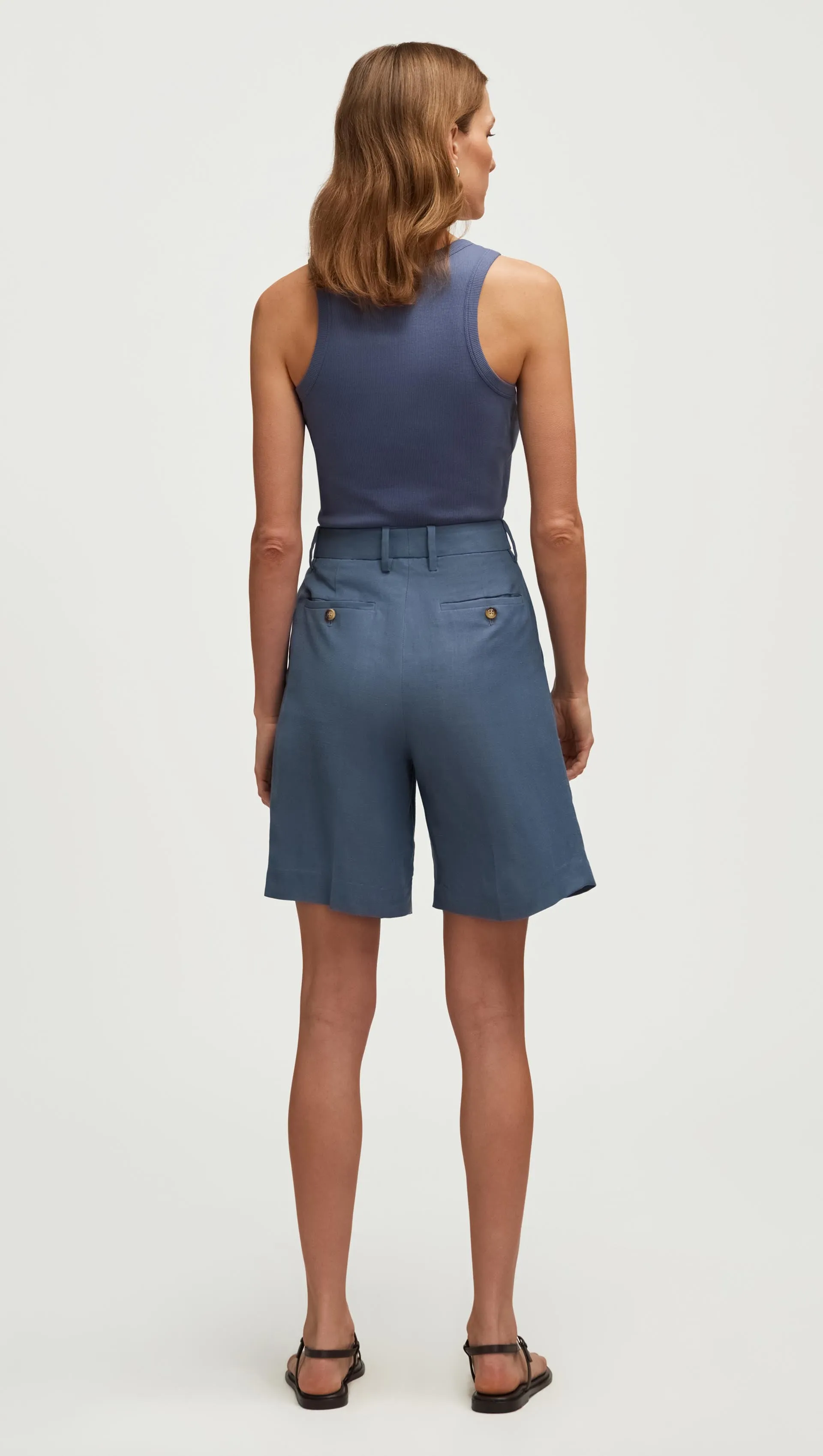 Pleated Shorts in Viscose Linen Twill | Powder Blue