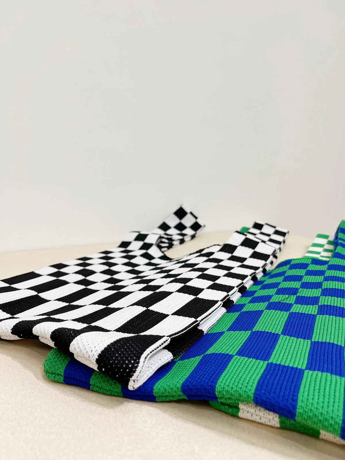 Stylish Checkerboard Print Tote Bag