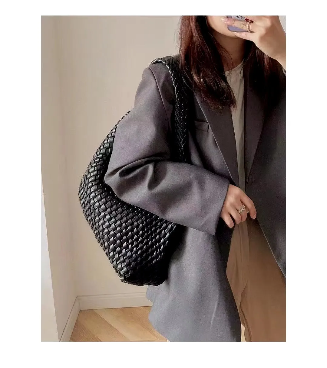 The Ana Bag