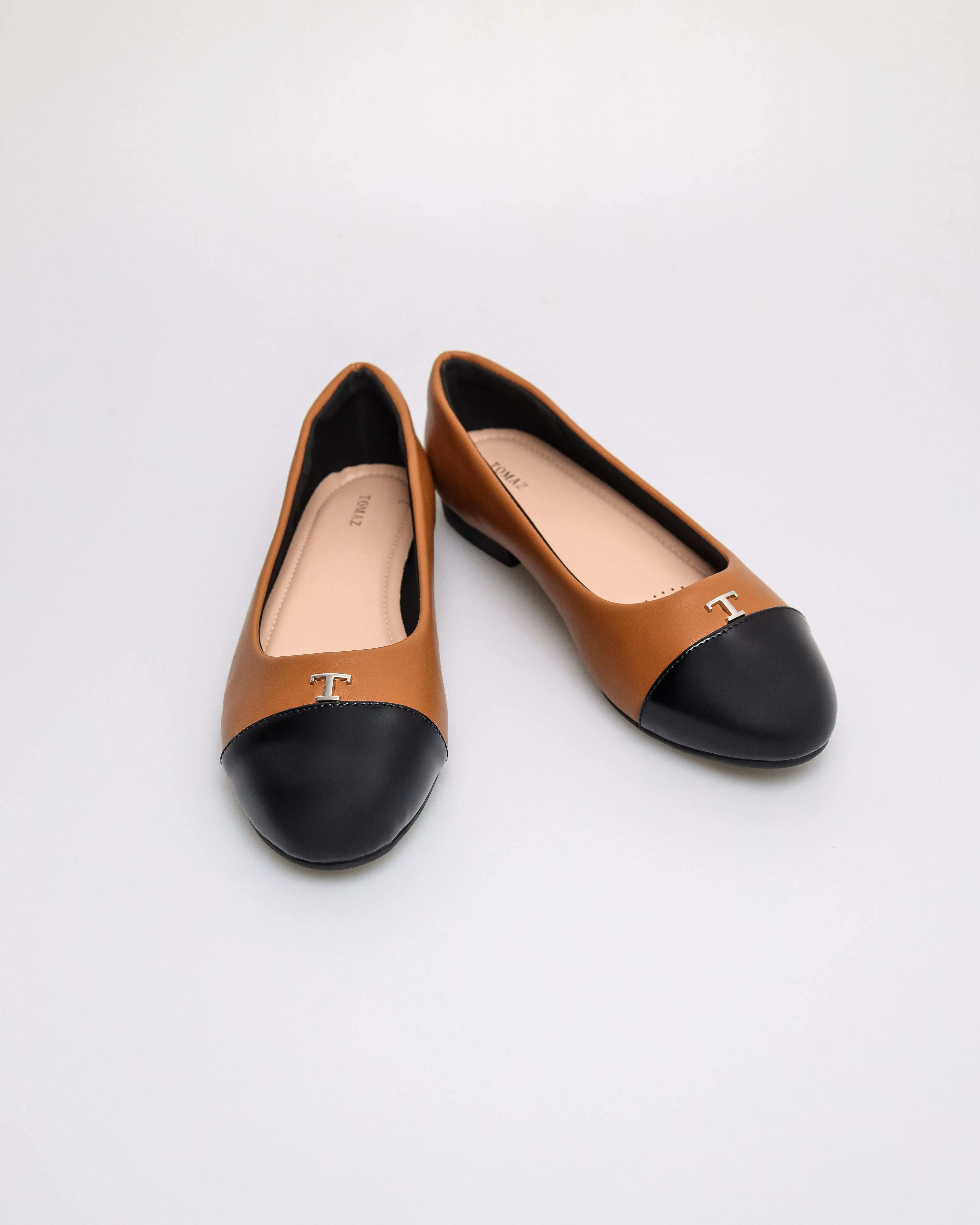 Tomaz NN575 Ladies Mini T-Charm Flats