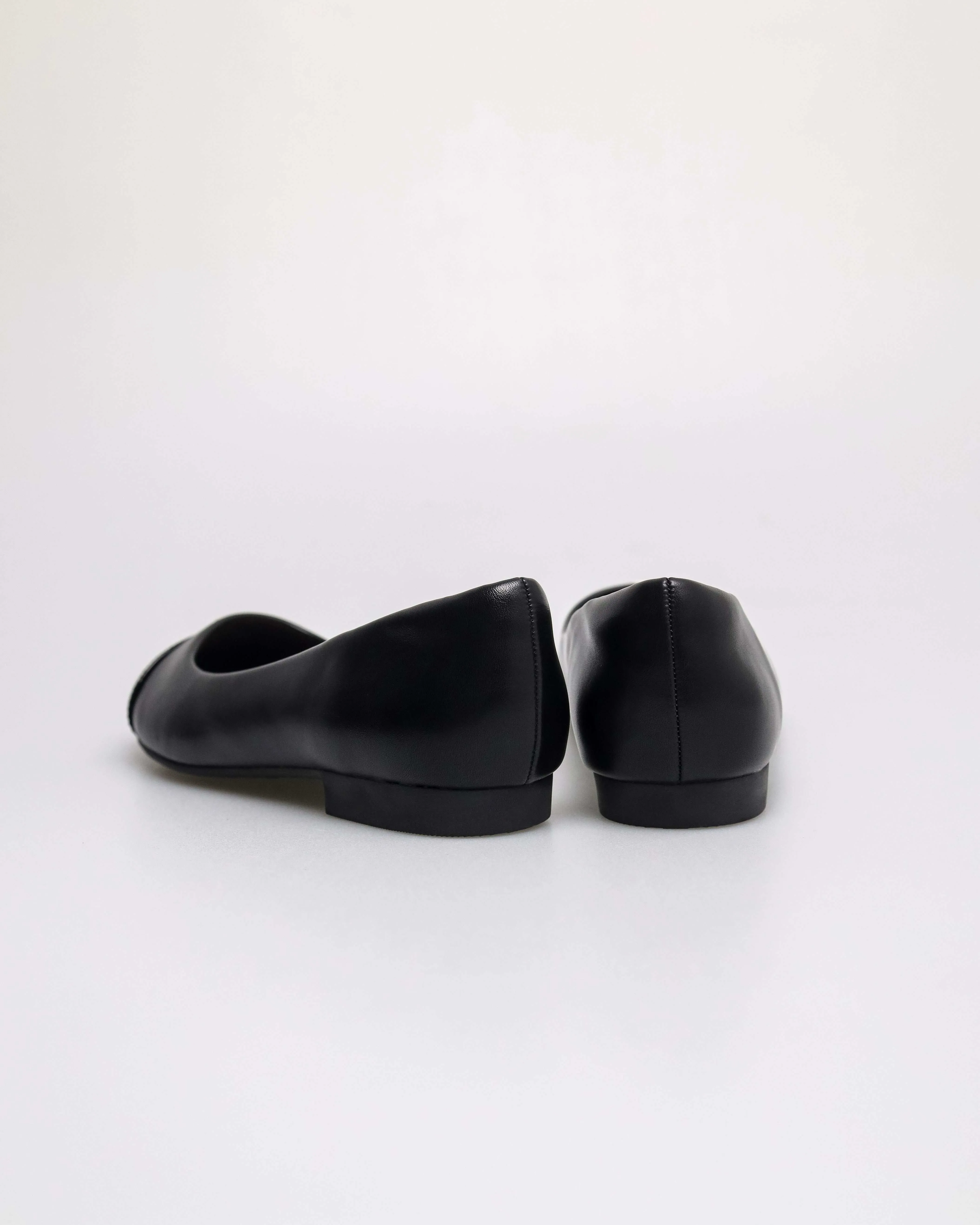 Tomaz NN575 Ladies Mini T-Charm Flats