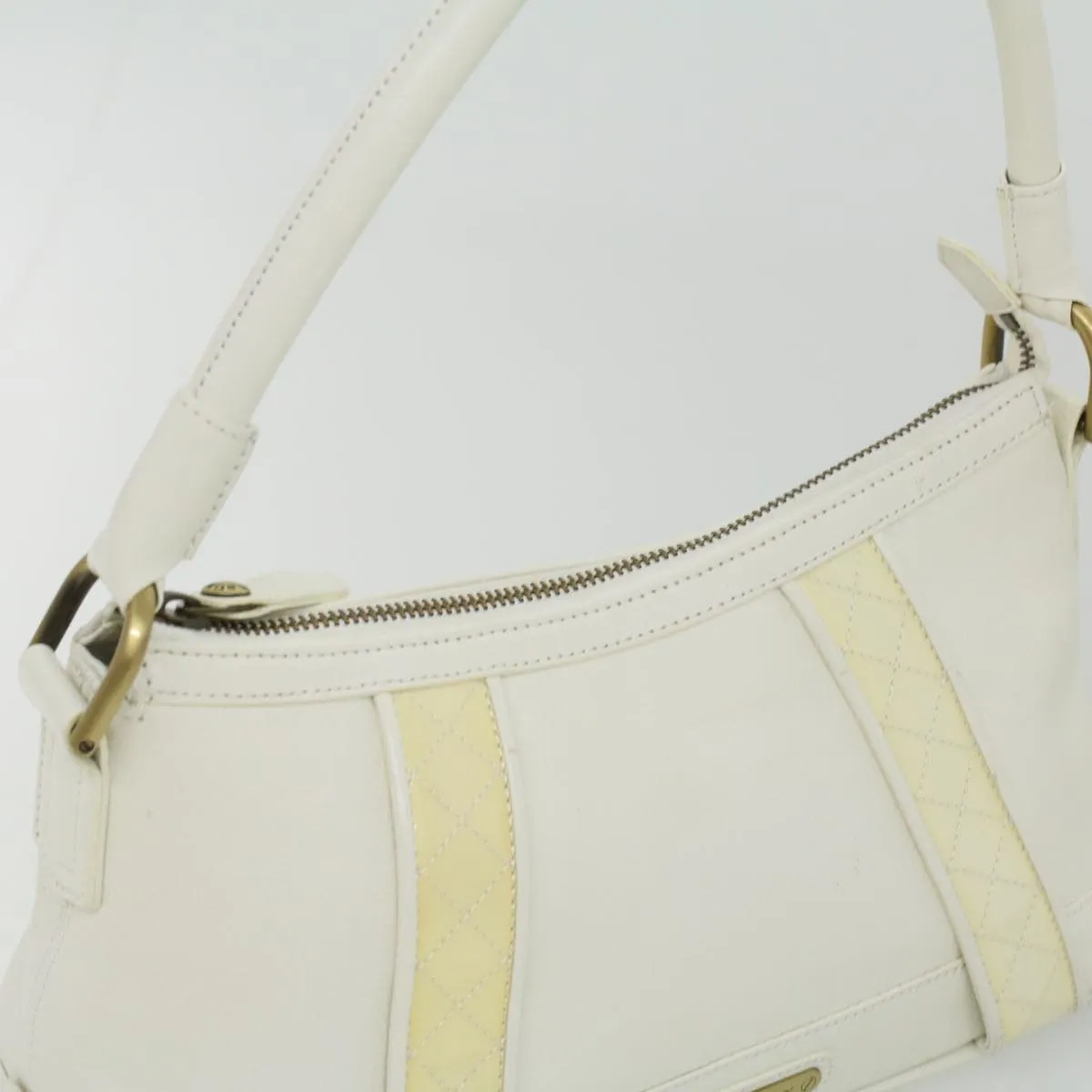 Trendy Inspired Burberry Shoulder Bag Leather White Auth Am3357