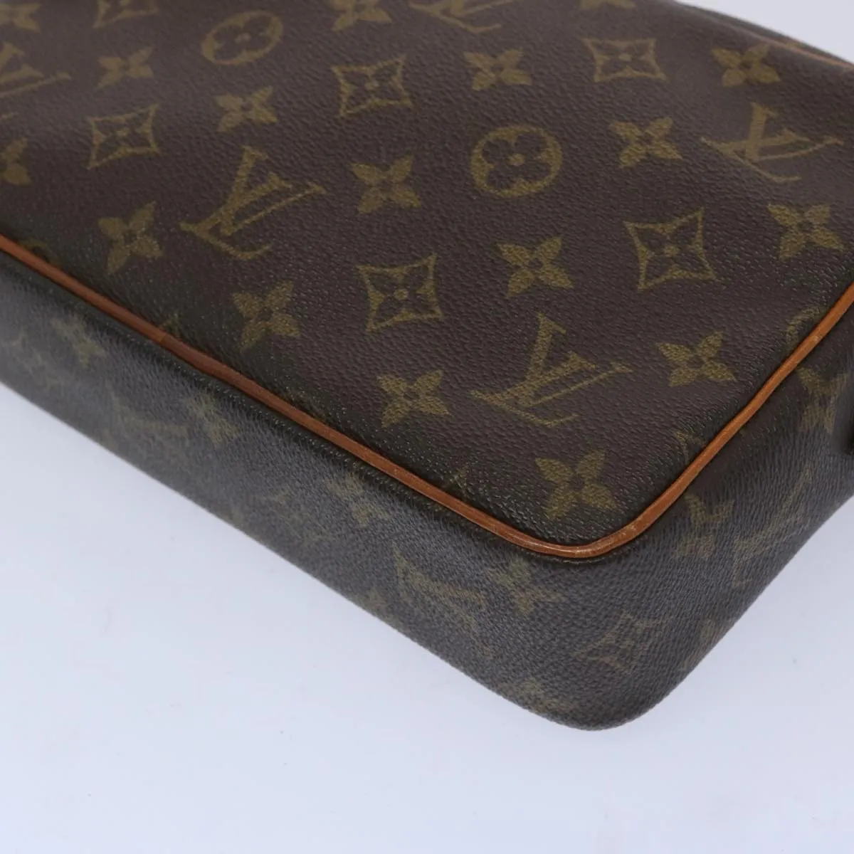Trendy Inspired Louis Vuitton Compiegne 23 Clutch Bag