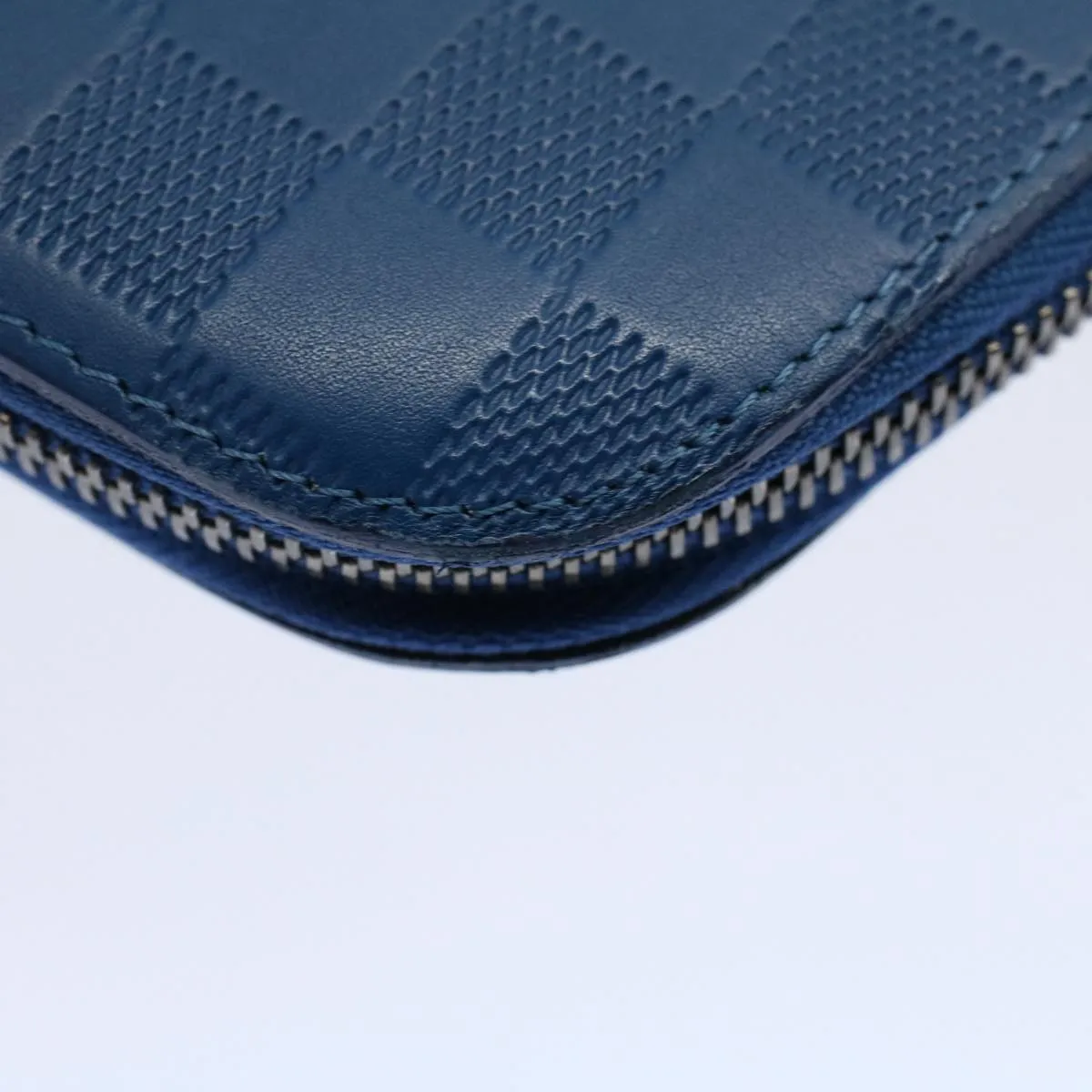 Trendy Inspired Louis Vuitton Damier Infini  Organizer Atholl Clutch Bag Blue M30653 Auth Ki3459