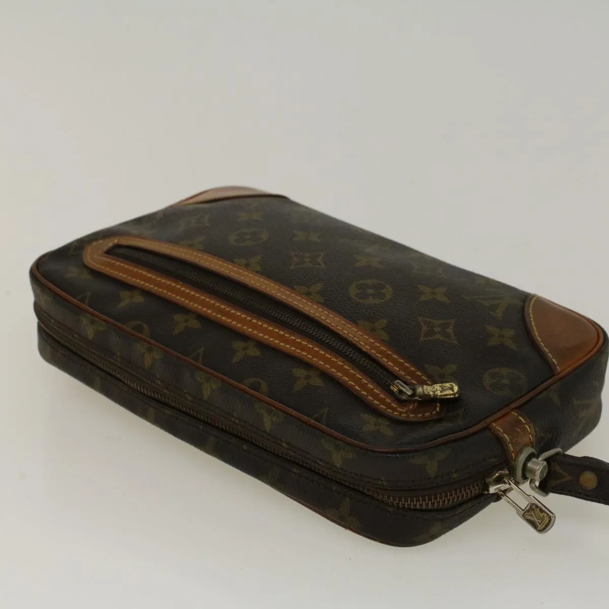 Trendy Inspired Louis Vuitton Marly Dragonne Clutch Bag