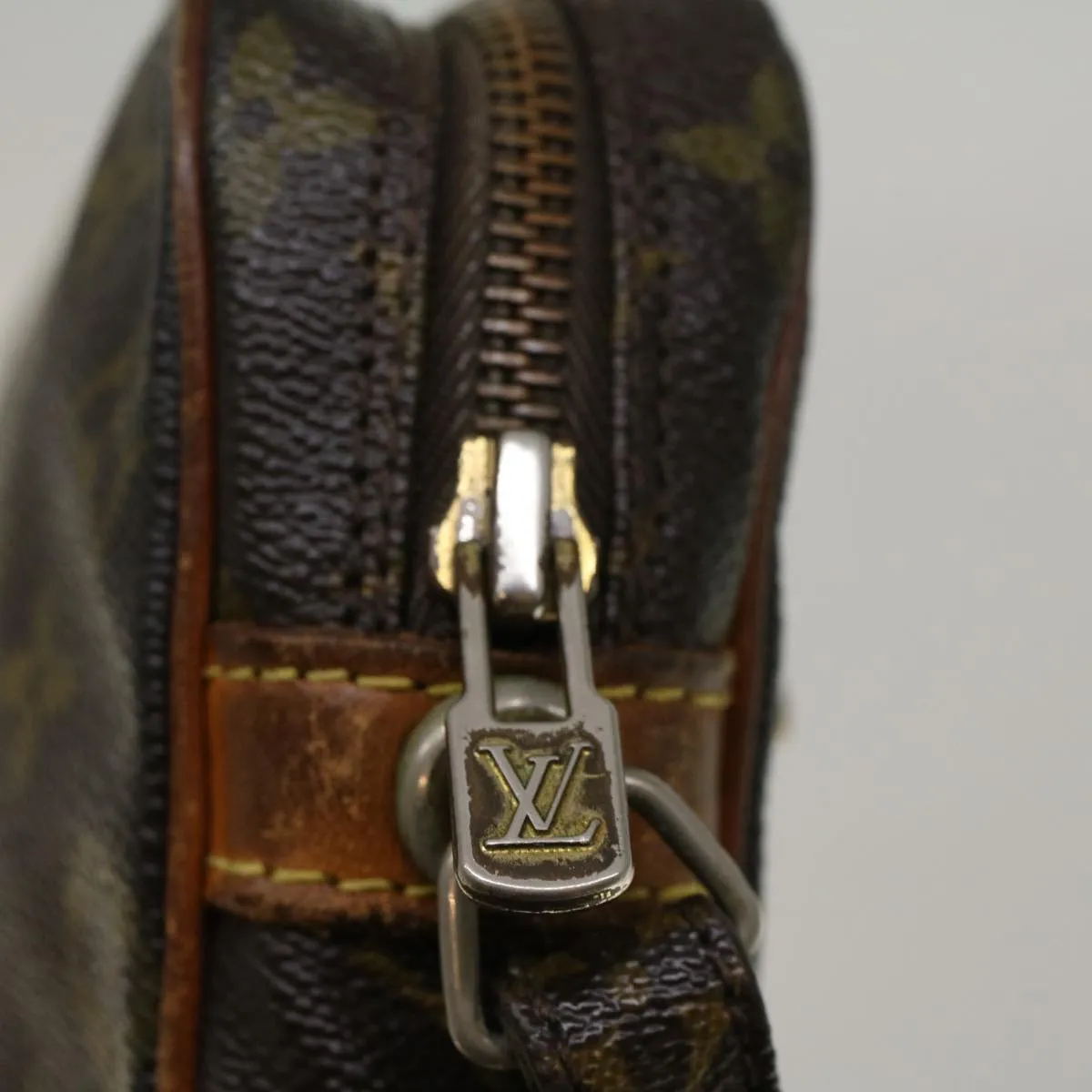 Trendy Inspired Louis Vuitton Marly Dragonne Clutch Bag