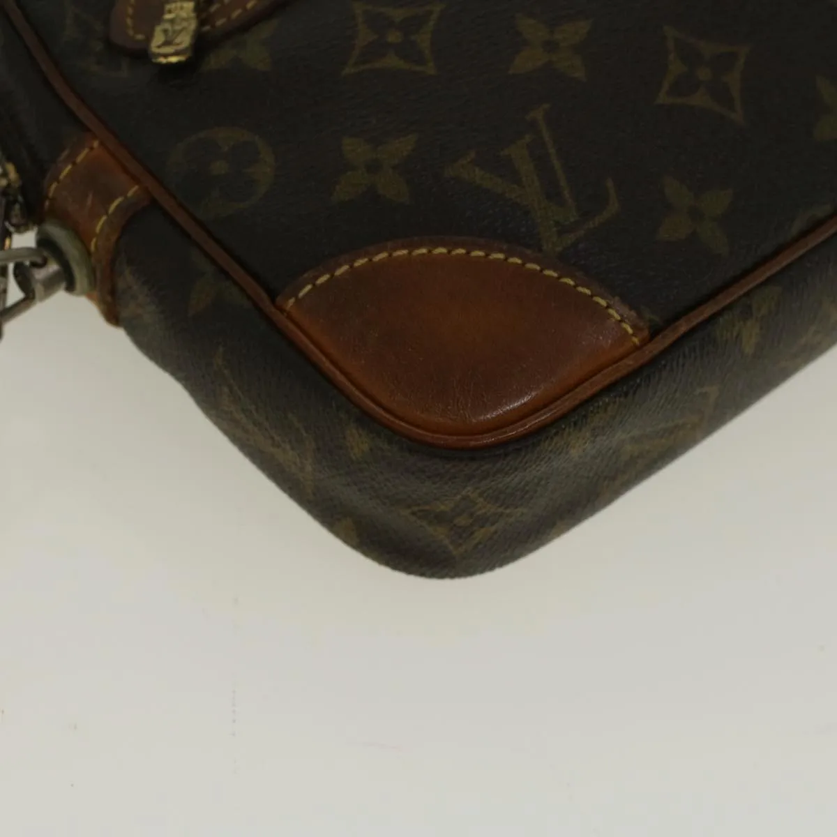 Trendy Inspired Louis Vuitton Marly Dragonne Clutch Bag