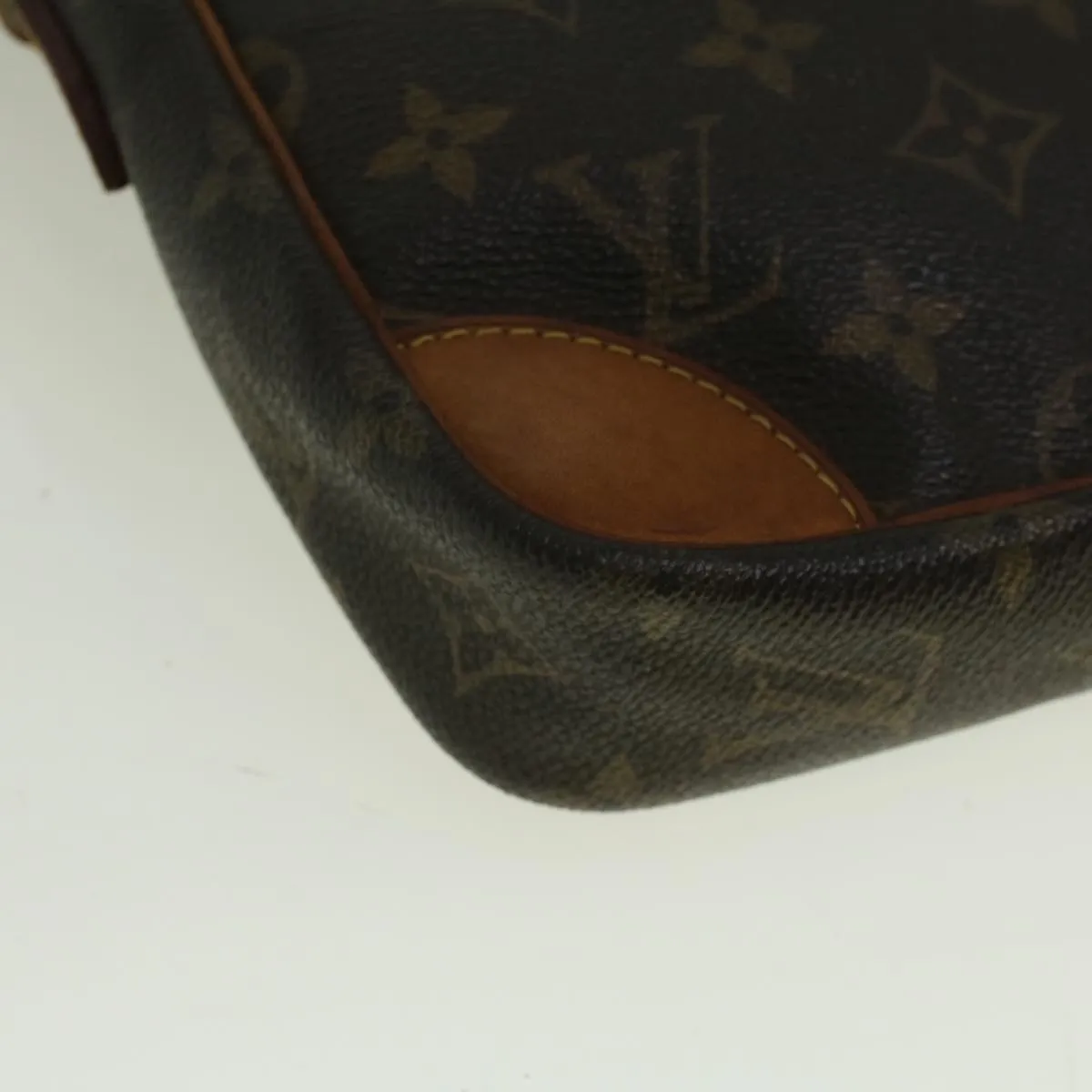 Trendy Inspired Louis Vuitton Monogram Danube Shoulder Bag M45266 Lv Auth Bs9414