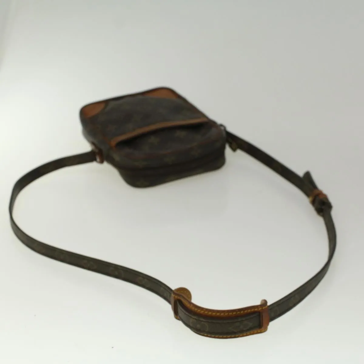 Trendy Inspired Louis Vuitton Monogram Danube Shoulder Bag M45266 Lv Auth Bs9414