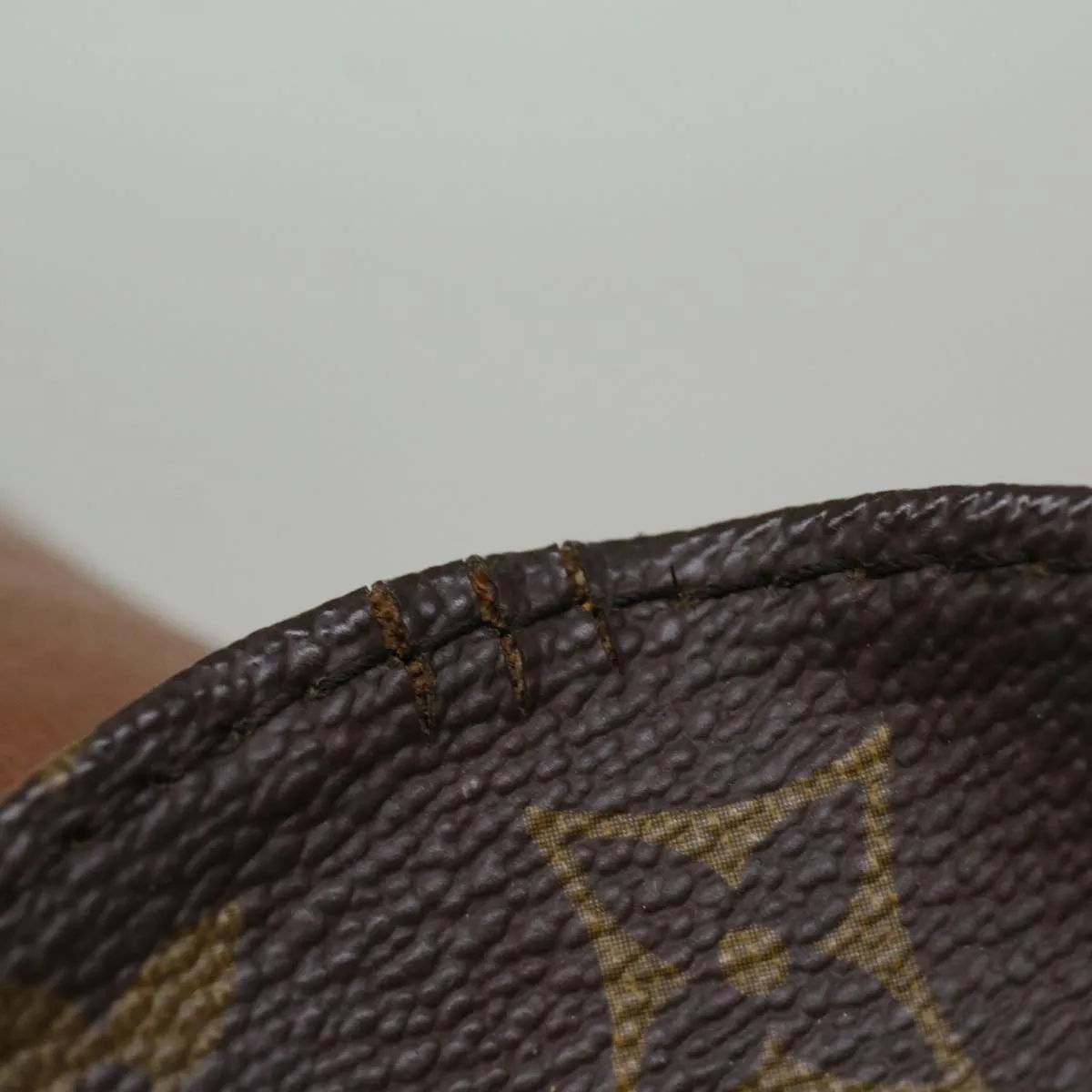 Trendy Inspired Louis Vuitton Monogram Saint Cloud Gm Shoulder Bag M51242 Lv Auth 56851