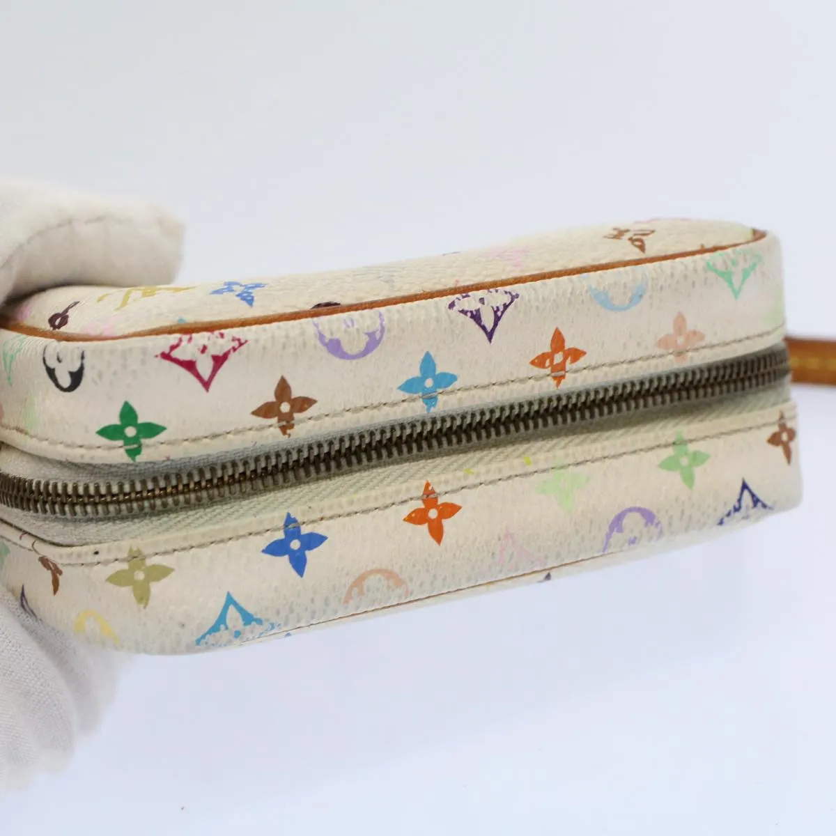Trendy Inspired Louis Vuitton Wapity Clutch Bag