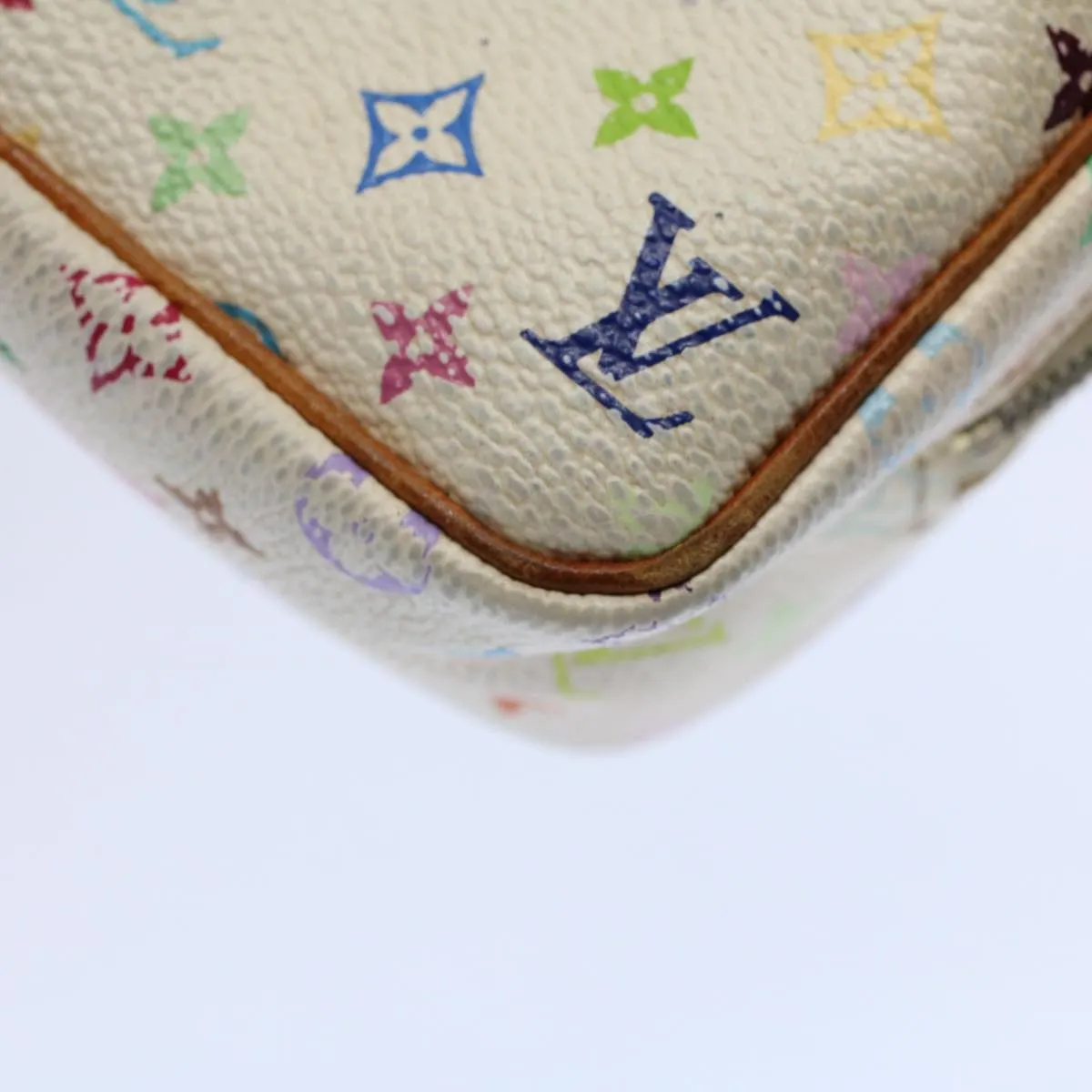 Trendy Inspired Louis Vuitton Wapity Clutch Bag