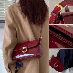 Versatile crossbody leather bag